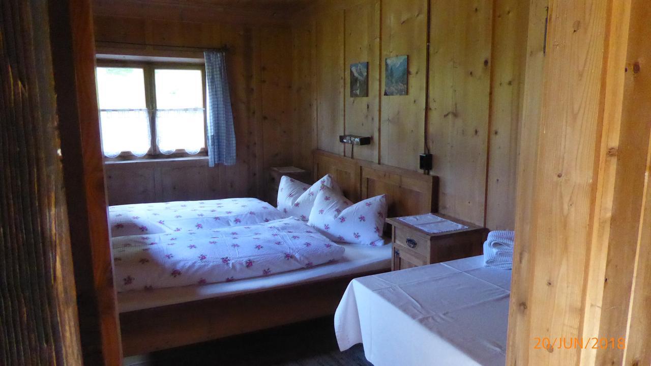 Berghuette Volkzeinerhuette Guest House Ausservillgraten ภายนอก รูปภาพ